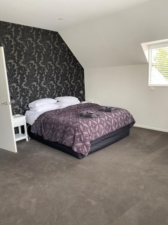 Home By Hagley Park Christchurch Exterior foto