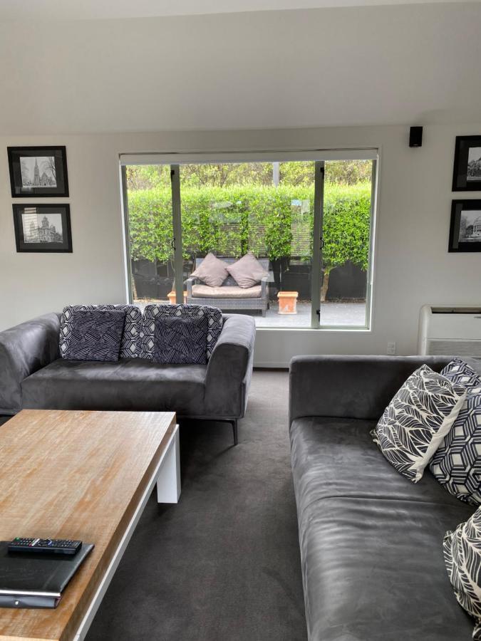 Home By Hagley Park Christchurch Exterior foto
